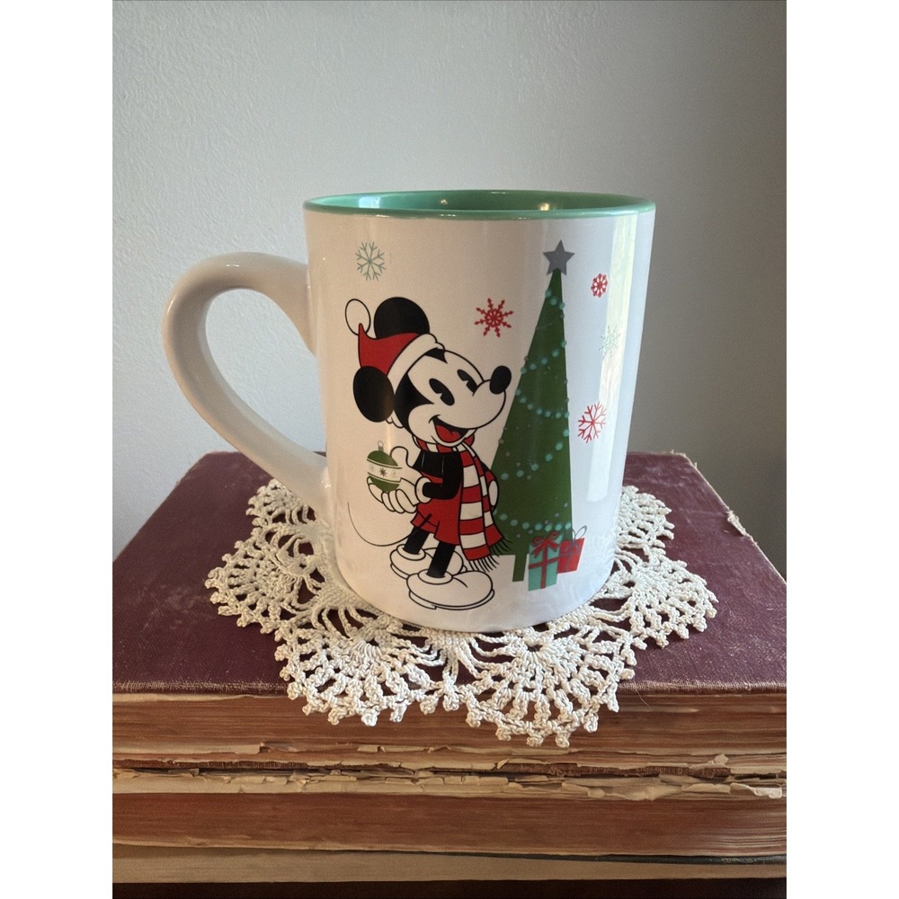 Disney Mickey Christmas Tree Holiday 14oz Ceramic Coffee Cup Mug Santa Hat Green